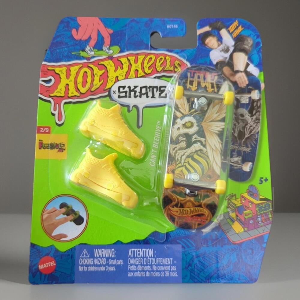 Hot Wheels Tony Hawk Fingerboard & Shoes ( Can't Beehive )